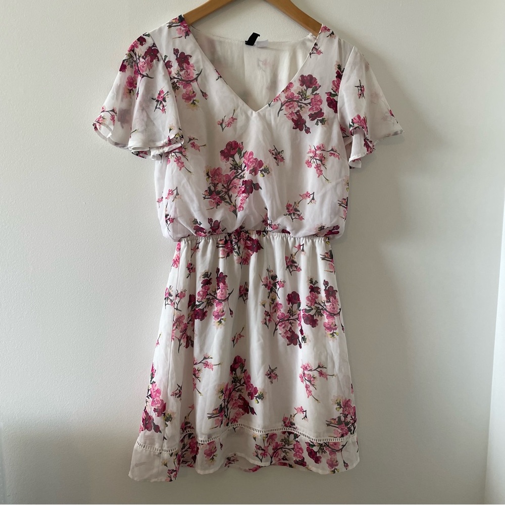 Floral Pink and White Dress DIVIDED by H&M Size 6 GUC